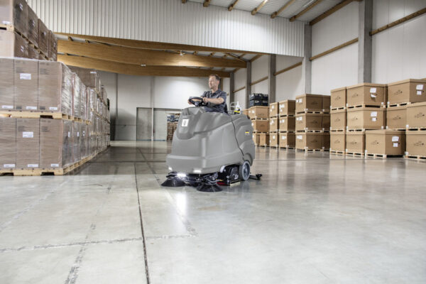 B_200_R_logistics_app_1